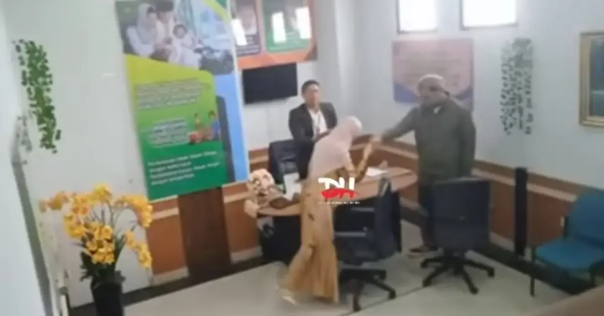 Sidang mediasi Inara Rusli dan Virgoun (Youtube.com/dh entertainement news/)