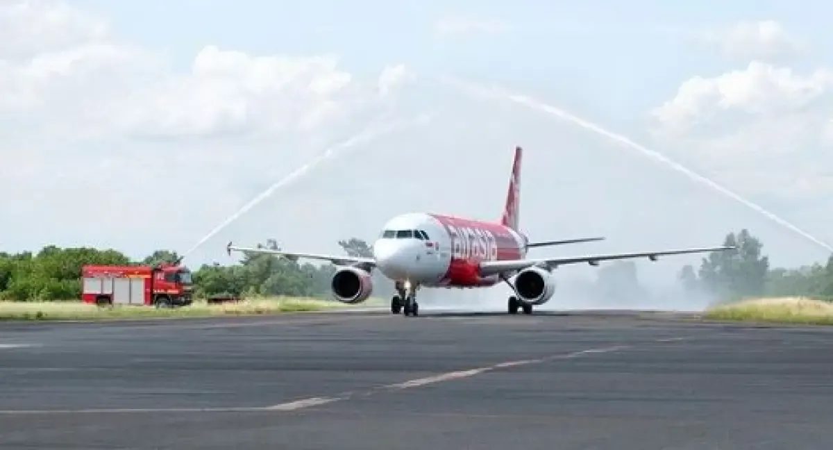 AirAsia tawarkan kursi gratis bagi calon penumpang.  (Sumber : Instagram/flyairasia.id)