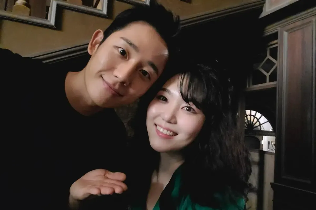 Sosok Park Soo-ryun yang pernah bermain di serial drama Snowdrop. (Sumber : Twitter/@Jonah_writer)