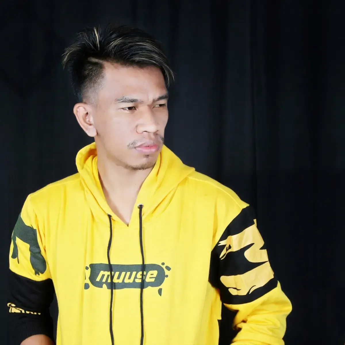 Lirik Lagu Kalah Materi milik Ali Gangga (Sumber : Pixabay)