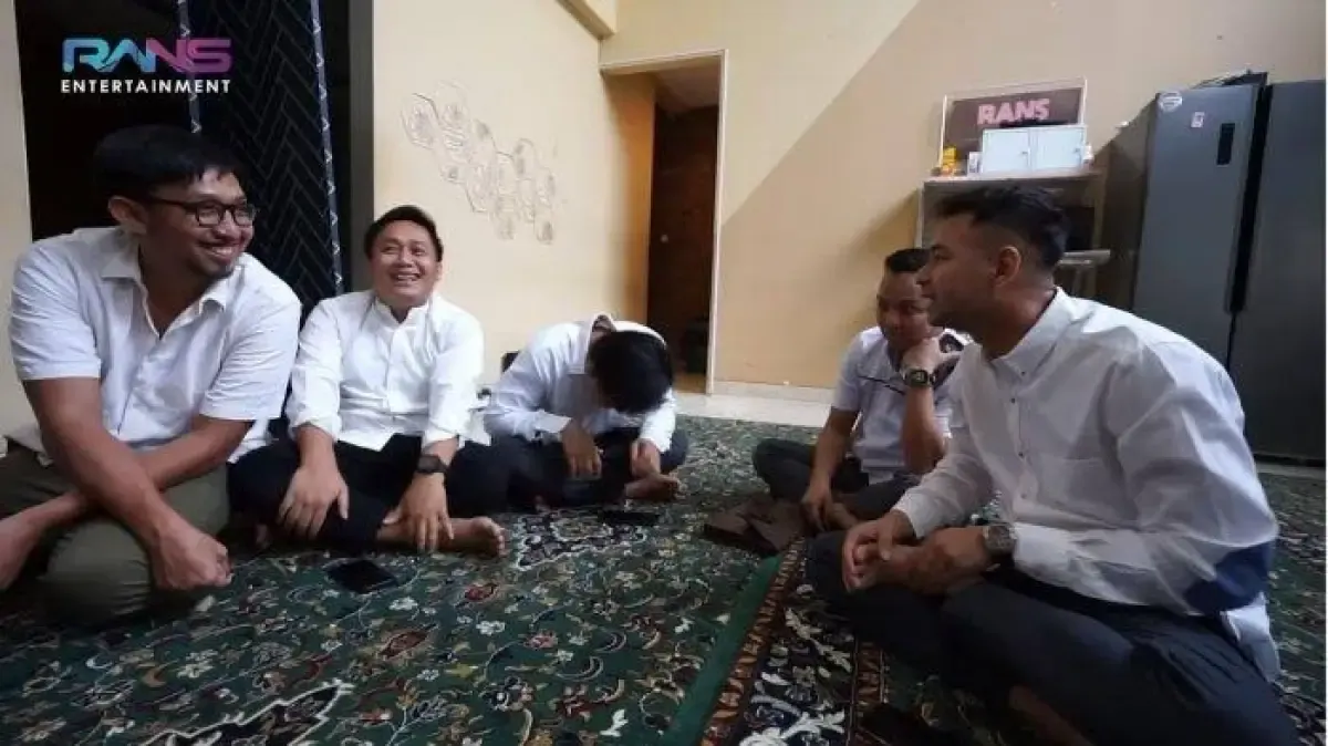 Raffi Ahmad batal berangkat haji (Youtube.com/Mama Rieta/)