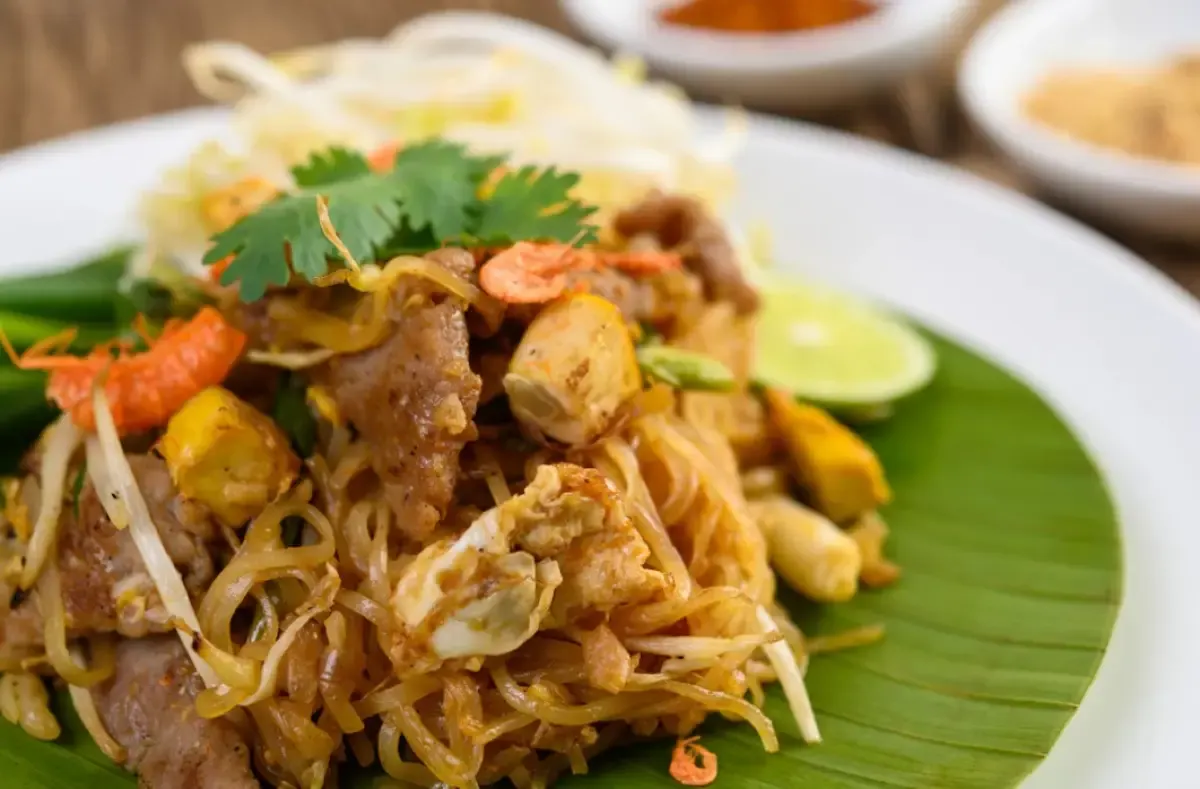 Resep Mie Goreng Jawa (Sumber : freepik/jcomp)