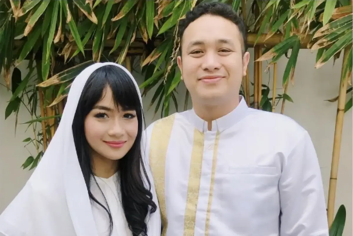 Sosok Gilang Dirga dan istrinya. (Sumber : Instagram/gilangdirga)