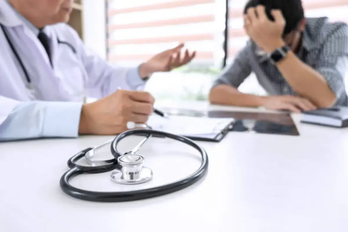 Ilustrasi: Dokter psikolog bersama pasien (Sumber : Istockphoto.com)