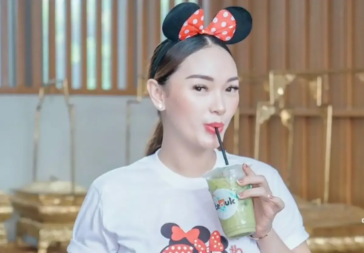 Sosok Zaskia Gotik yang terkenal dengan goyang itik. (Sumber : Instagram/zaskia_gotix)