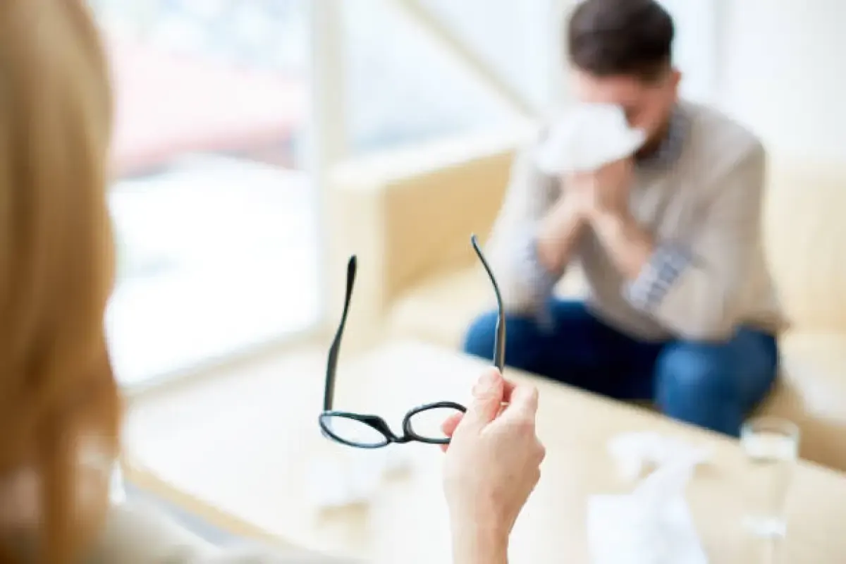 Ilustrasi: Psikolog dan Pasien (Sumber : Istockphoto.com)