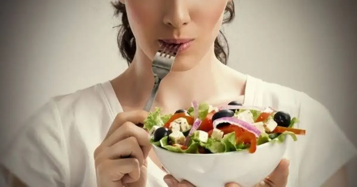 Sayur mentah (dailymail.com)