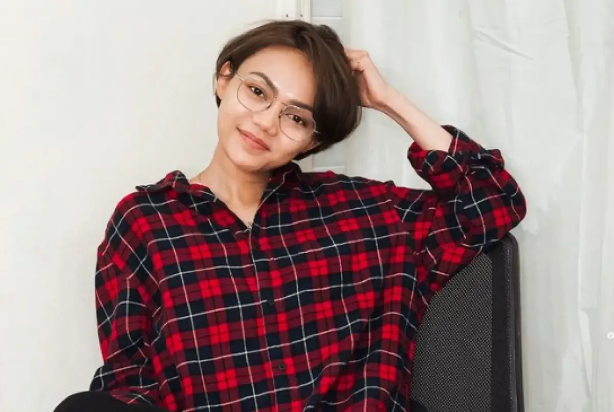 Rina Nose aktris sohor kelahiran Bandung. (Sumber : Instagram/rinanose16)