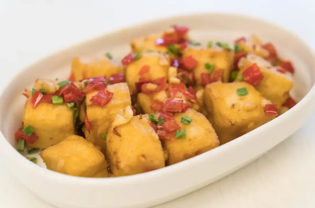 3 Resep Tahu Cabe Garam ala Restoran, Tahu Renyah dan Gurih Cocok untuk Bekal Suami dan Cemilan di Rumah (Sumber: freepik/topntp26)