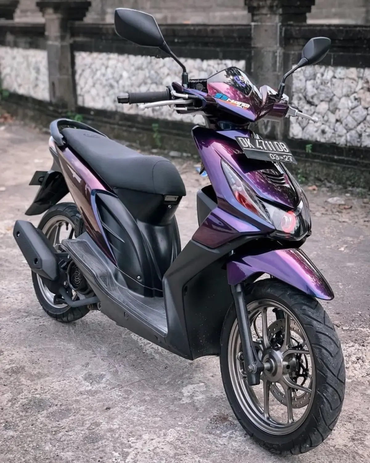 Beat Karbu Hitam Lembayung (Sumber : Instagram/hirokimotobike)