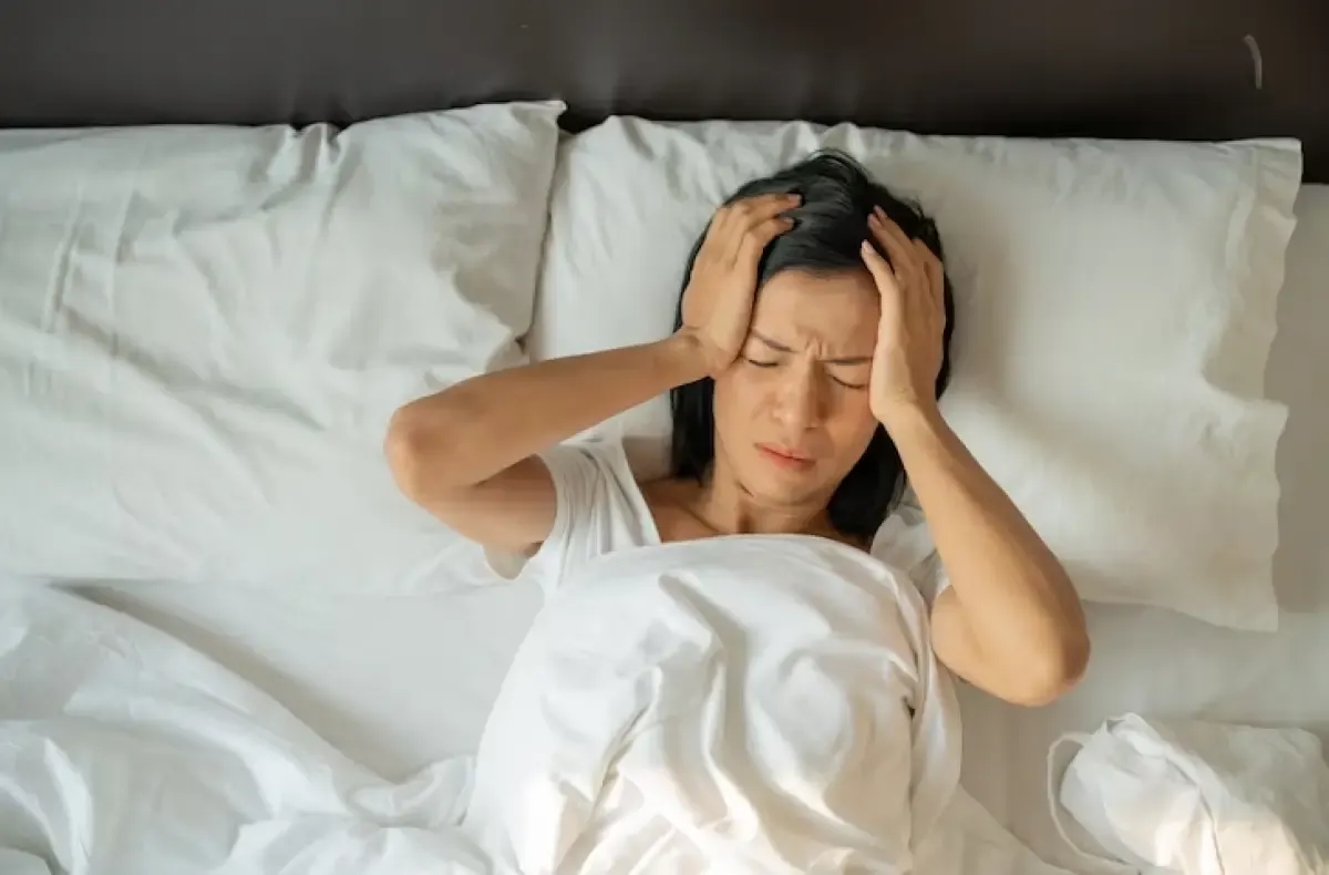 Ilustrasi seseorang yang susah tidur. (Sumber : Freepik.com/jcomp)