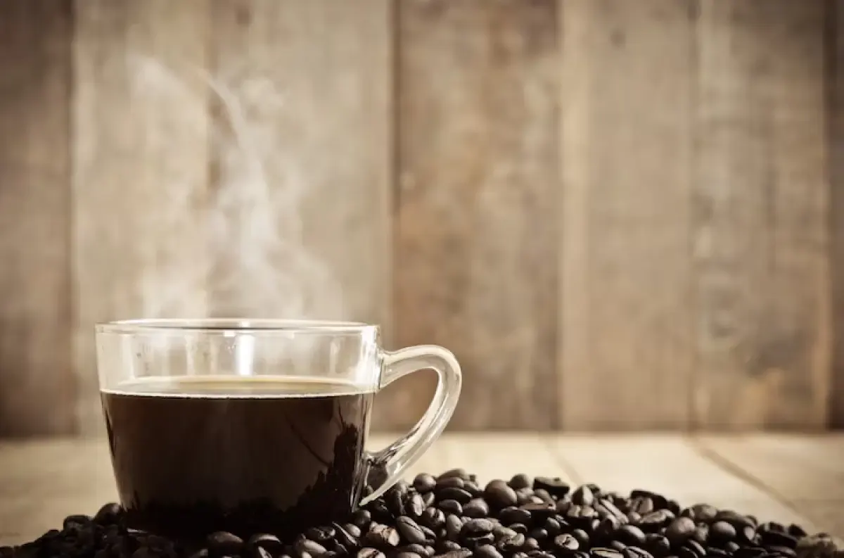 Ilustrasi minuman kopi yang mengandung kafein. (Sumber : Freepik.com/jigsawstocker)