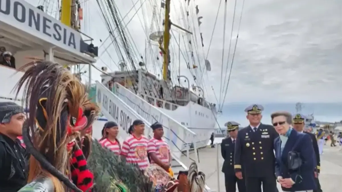 KRI Bima Suci Banggakan Indonesia, Bawa Reog dan Raih Penghargaan Kapal Latih Terbaik di Skotlandia (FOTO: Dok. Dinas Penerangan Angkatan Laut)