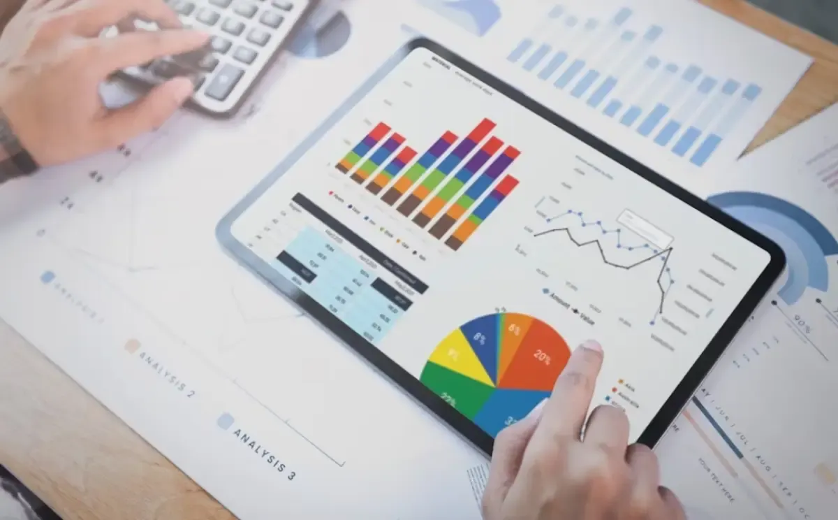 Contoh Kebijakan Moneter yang Punya Tujuan Untuk Menjaga Stabilitas Harga, Pertumbuhan Ekonomi, dan Menciptakan Lapangan Kerja (Sumber : freepik.com)