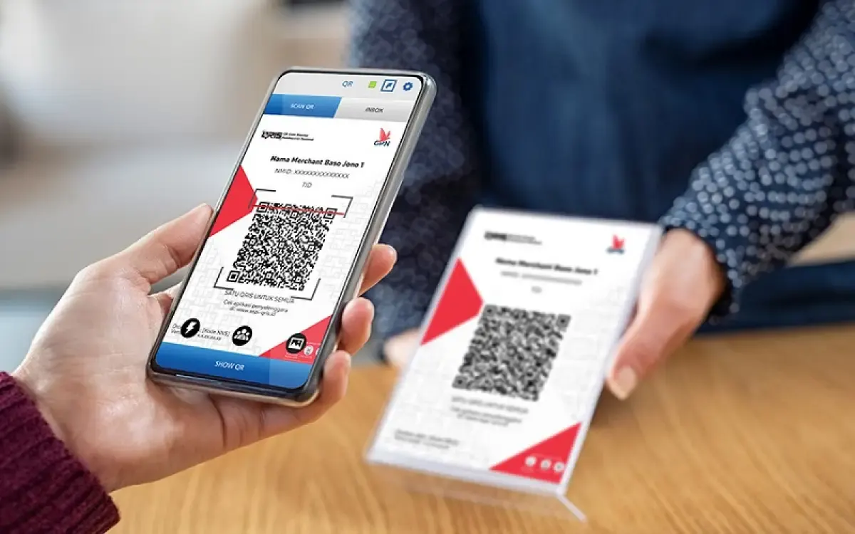 Ilustrasi scan QRIS untuk tarik tunai (Sumber : BCA)