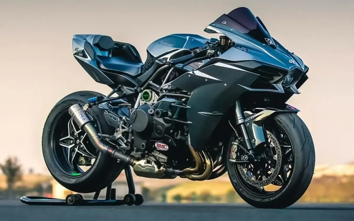Ilustrasi motor tercepat di dunia Kawasaki Ninja H2R (Sumber : pixabay.com)