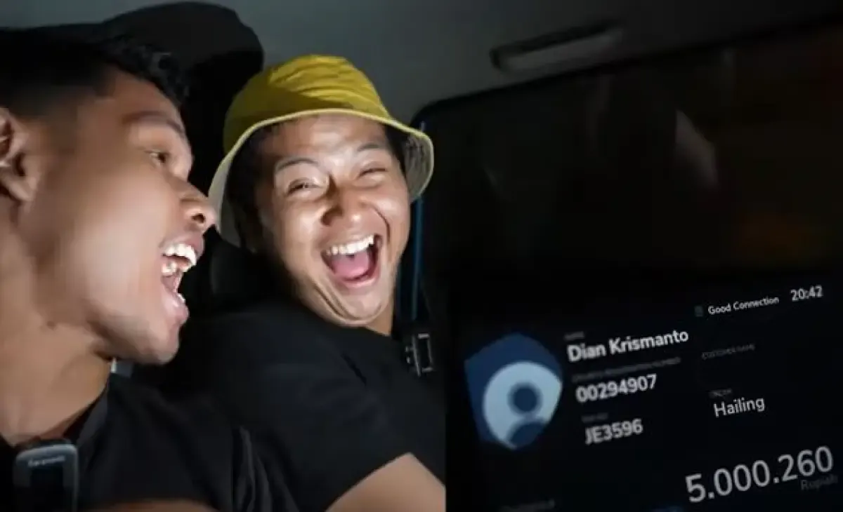 Youtuber akun iben_ma menyelesaikan tantangan argo taksi Rp5 juta  (Sumber : Youtube/iben_ma)