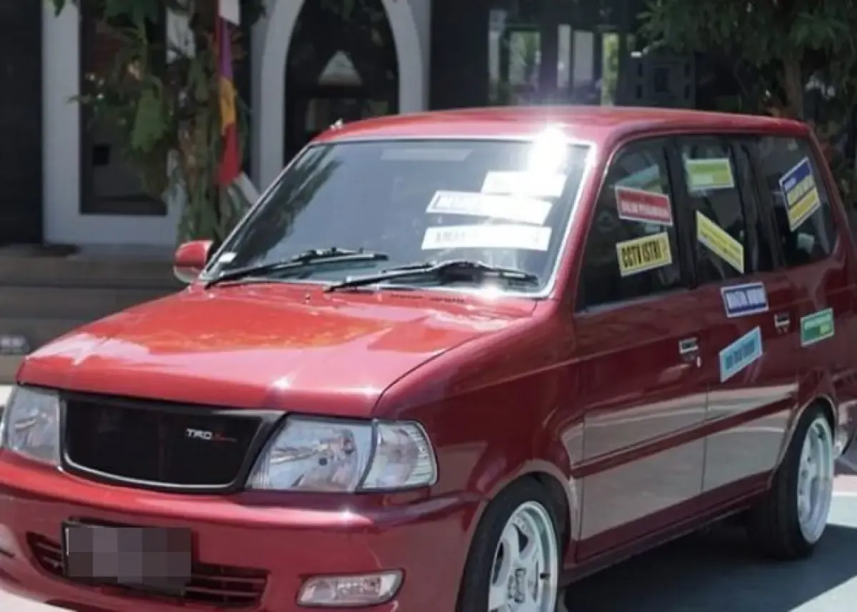 Kijang LGX disebut awetnya seperti memakai formalin.  (Sumber : Facebook/Motuba)
