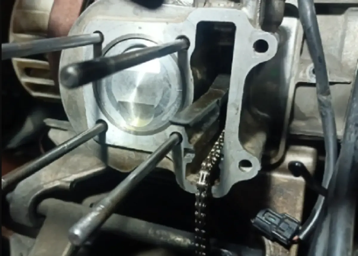 Ilustrasi bore up mesin sepeda motor (Sumber : pinterest.com)