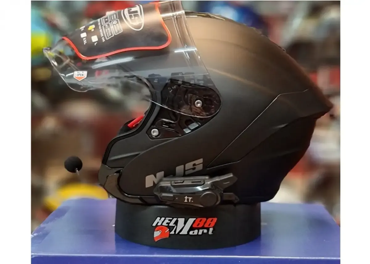 Ilustrasi intercom helm sepeda motor (Sumber : shopee.co.id)
