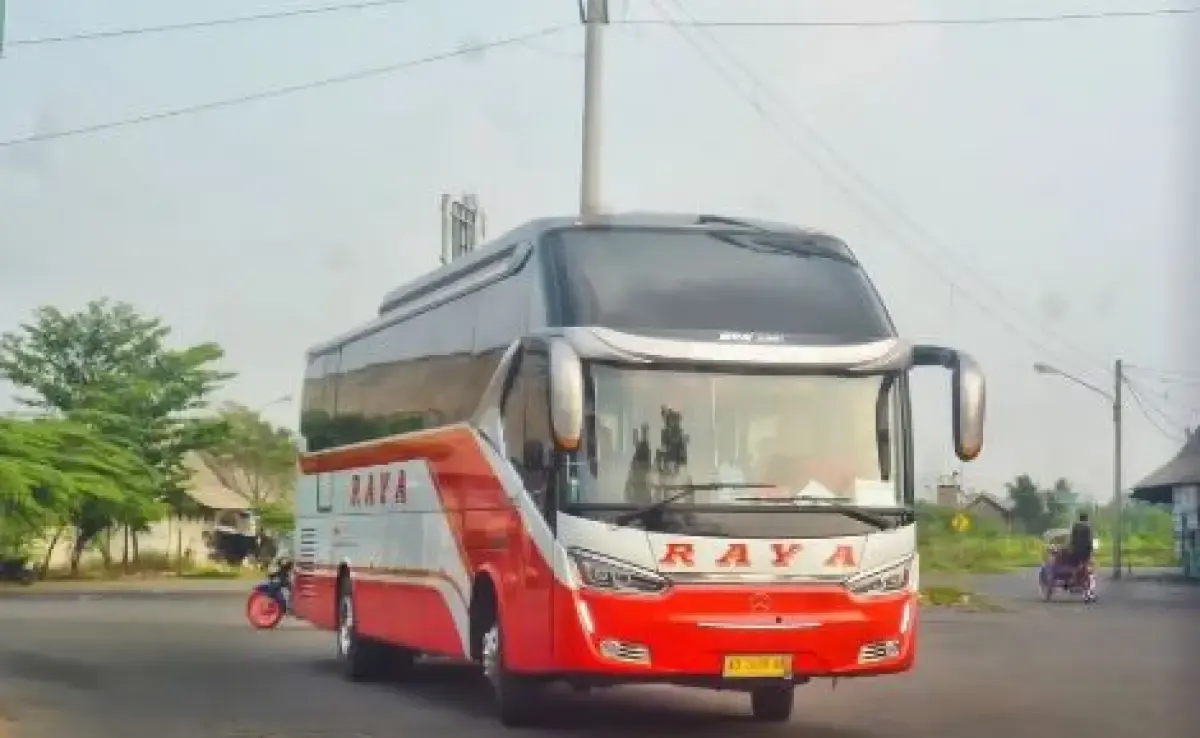 PO Raya, salah satu armada bus yang menggunakan kursi pesawat untuk penumpangnya.  (Sumber : Instagram/m.fikri_hibatullah via po_rayaofficial)