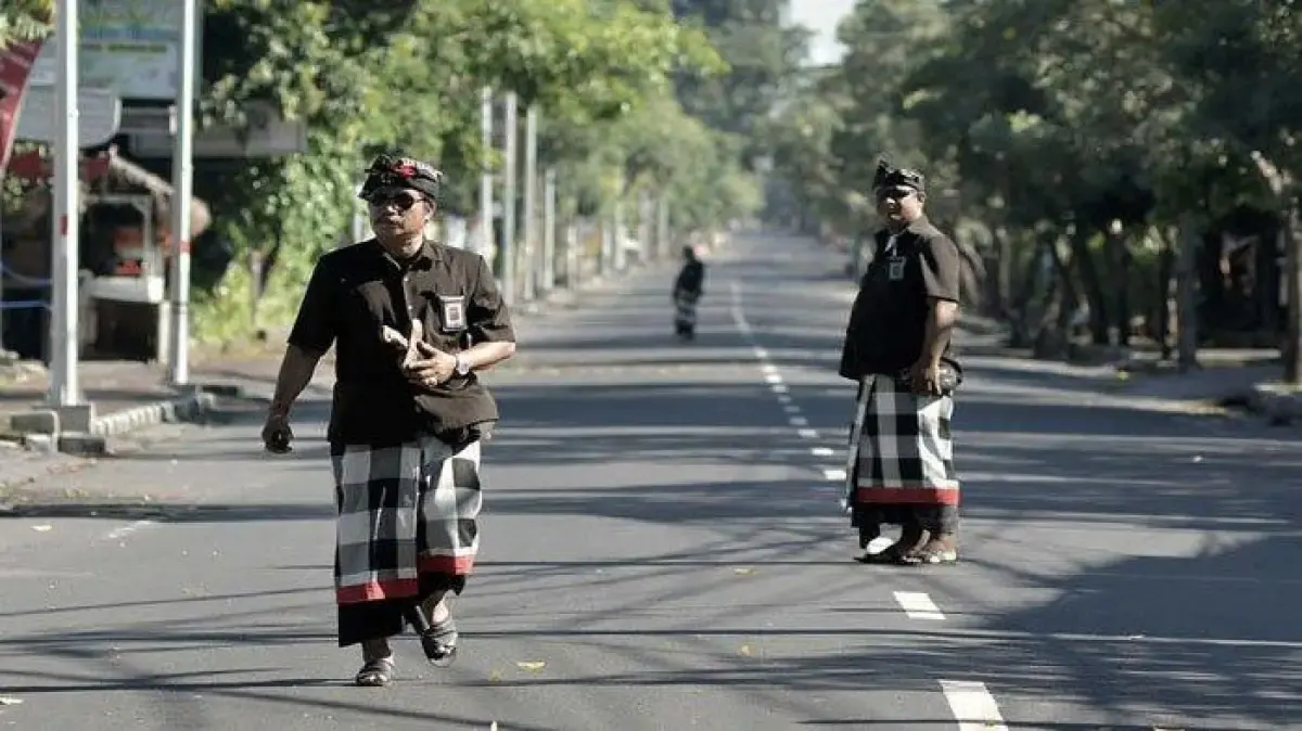 Ilustrasi - apa itu pecalang (Sumber : Foto: kompas.com)