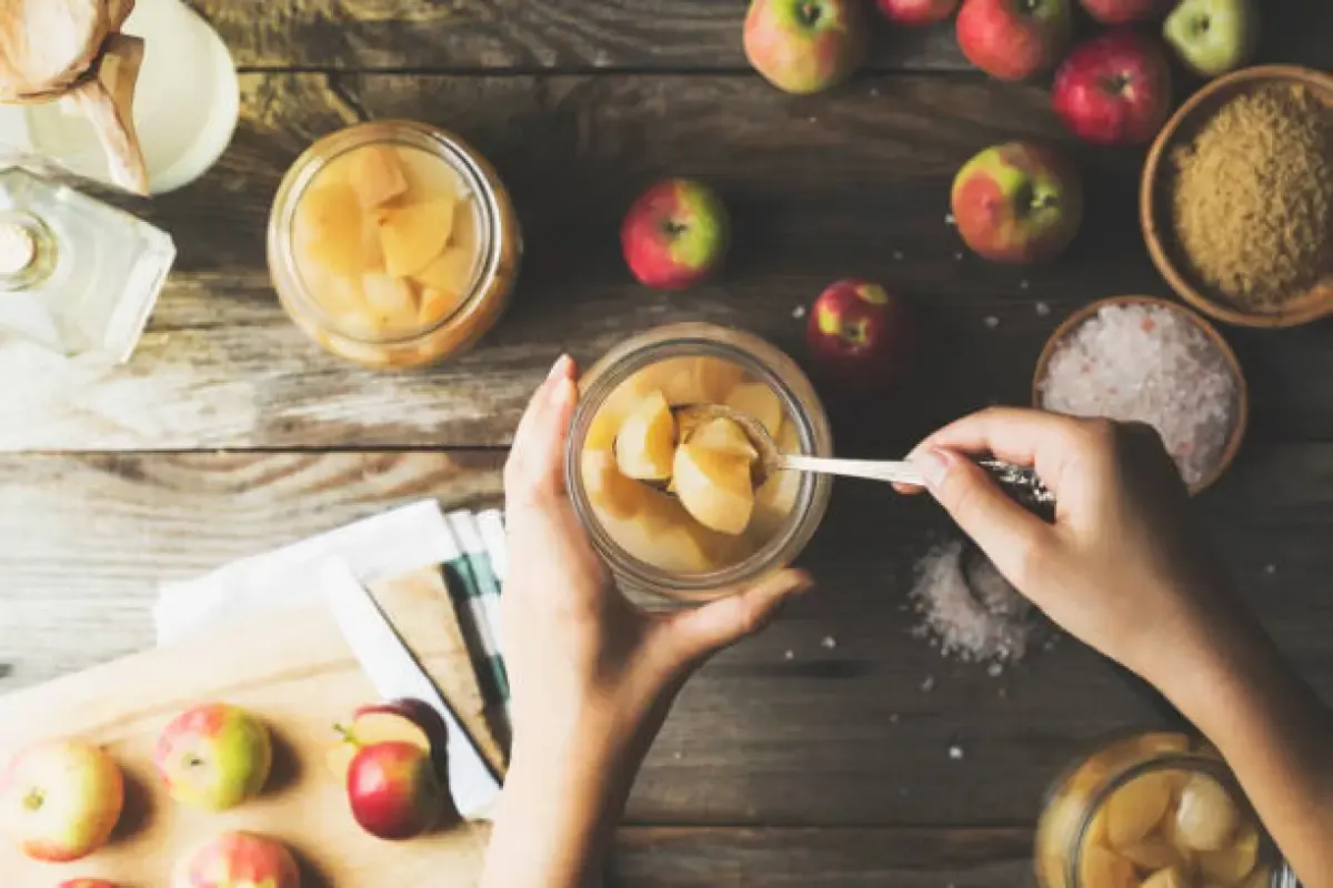 Cara mengkonsumsi cuka apel (Sumber : Istockphoto.com)
