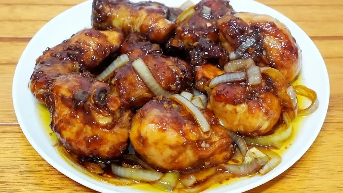 Resep ayam goreng mentega (Sumber : YouTube.com/tri pujis)