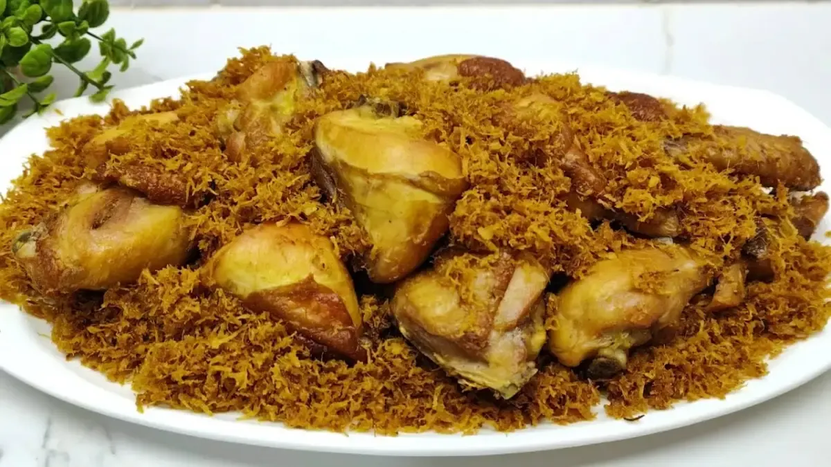 Resep ayam goreng serundeng (Sumber : YouTube.com/ CR COOK)