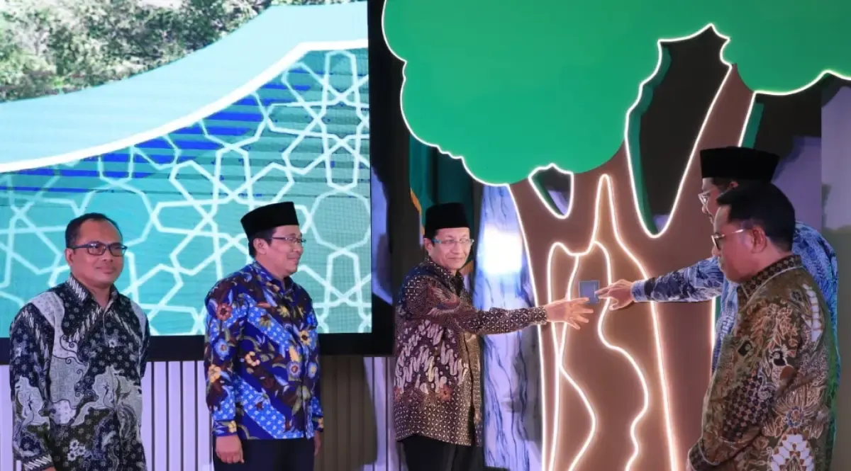 Menteri Agama Nasaruddin Umar melaunching gerakan Green Waqf. (Sumber: Kemenag)