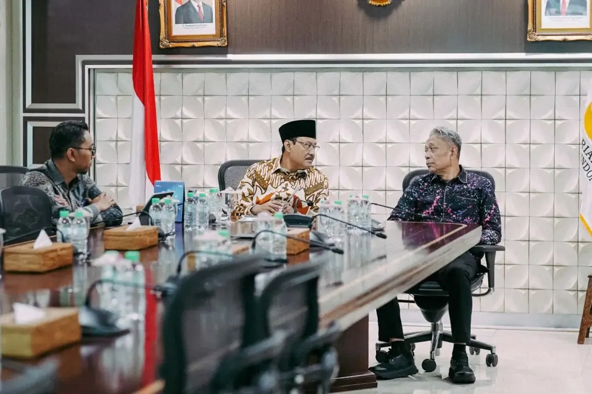 Menteri Sosial Saifullah Yusuf (tengah). (Sumber: Kemensos)