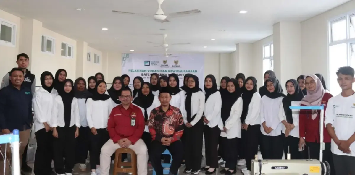 Badan Amil Zakat Nasional (Baznas) RI bekerja sama dengan Ruang Amal Indonesia menggelar Program Amal Vokasi yang menyasar 50 perempuan dari Kabupaten Batang pada 5–10 Mei 2025. (Sumber: Baznas)