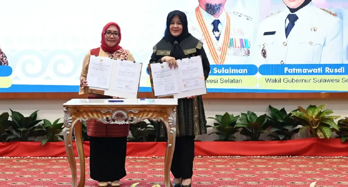 Menteri Pemberdayaan Perempuan dan Perlindungan Anak (PPPA), Arifah Fauzi dan Wakil Gubernur Sulawesi Selatan, Fatmawati Rusdi (Sumber : Dok. Kementerian PPPA)