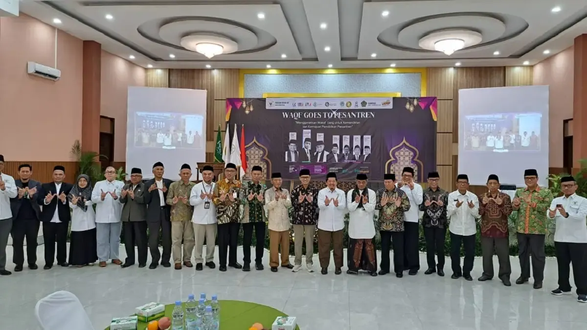 BWI Gelar Wakaf Goes to Pesantren di Ponpes Cipasung (Sumber : Dok. BWI)