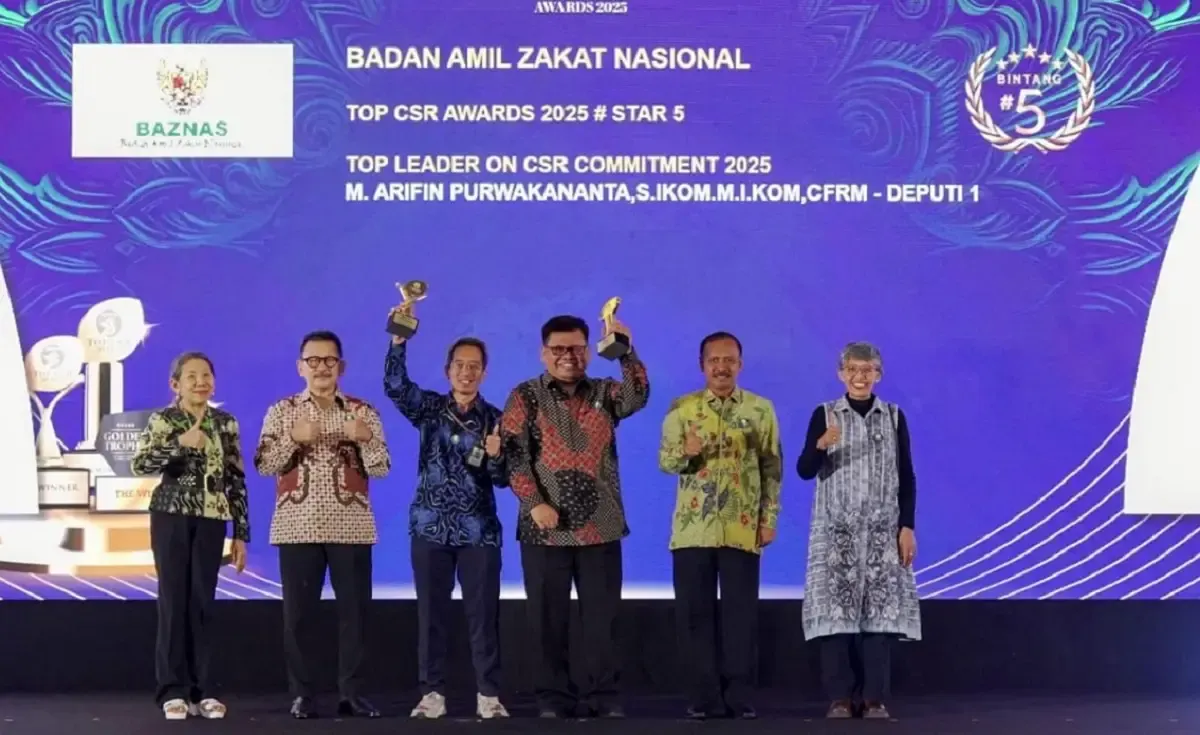 BAZNAS Sabet Dua Penghargaan Tertinggi di Ajang TOP CSR Awards 2025 (Sumber : Dok. BAZNAS)