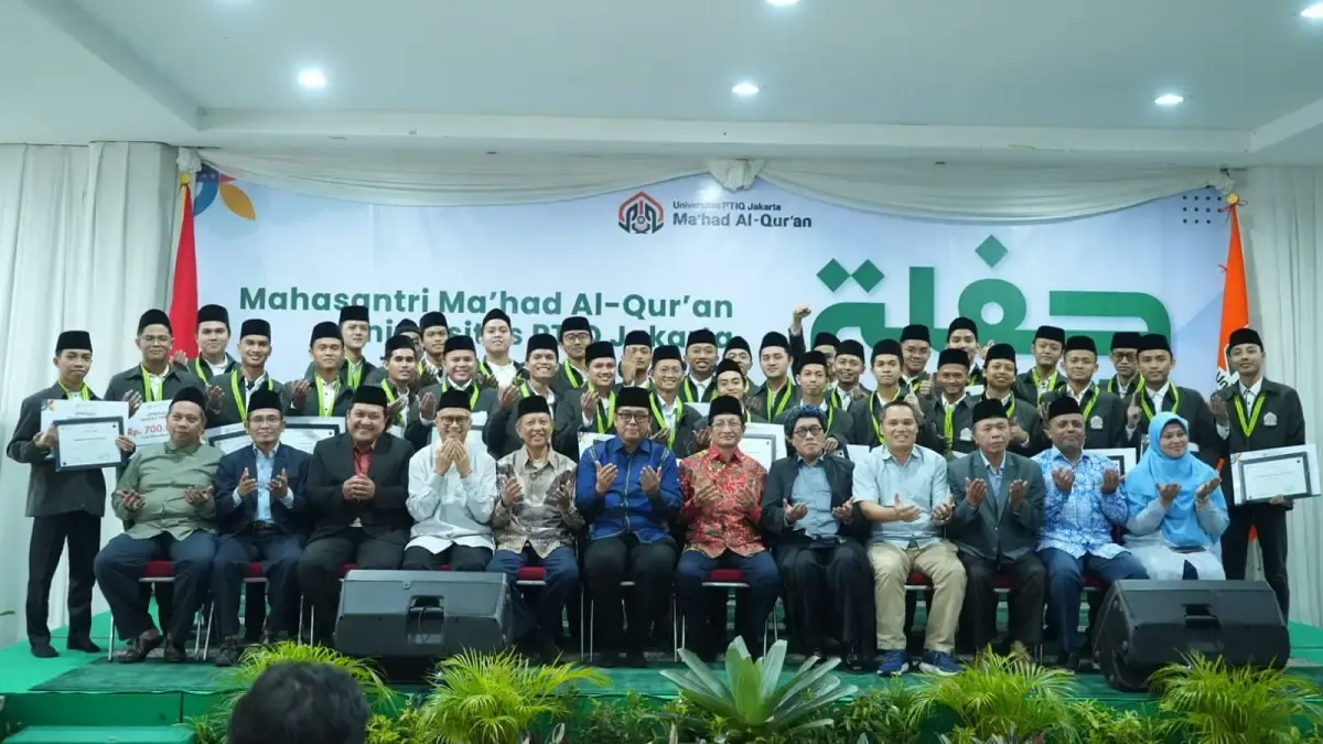 Universitas PTIQ Jakarta Luluskan 583 Mahasantri Penghafal Al-Qur’an dalam Haflatul Wada’ 2025 (Sumber : Dok. Kemenag)