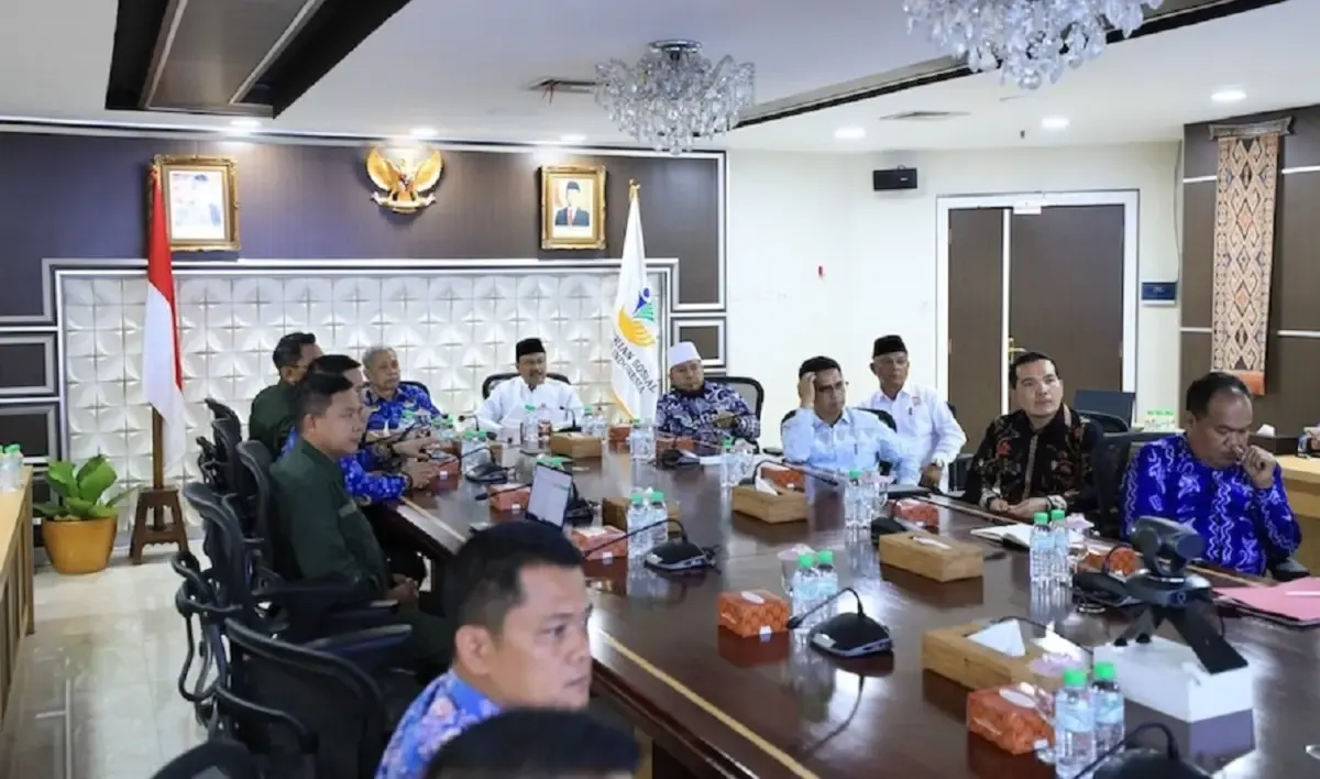 Mensos Gus Ipul Ajak Gubernur dan Bupati Wali Kota Kolaborasi untuk Sekolah Rakyat (Sumber : Dok. Kemensos)
