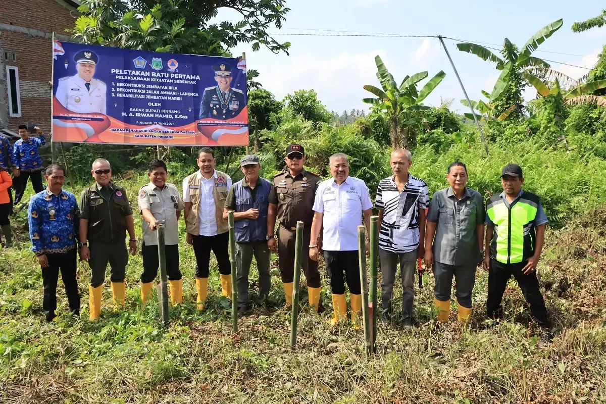 Jembatan Rusak Akibat Banjir Mulai Direkonstruksi, BNPB Hadiri Groundbreaking di Pinrang (Sumber : Dok. BNPB)