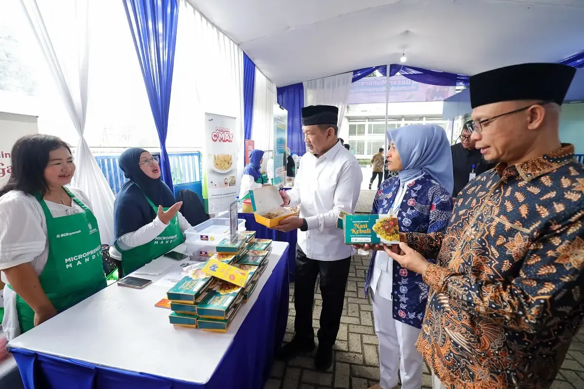BCA Syariah Gandeng BAZNAS Dorong Wirausaha Mustahik Lewat Bazar Muharam (Sumber : Dok. Kemenag)