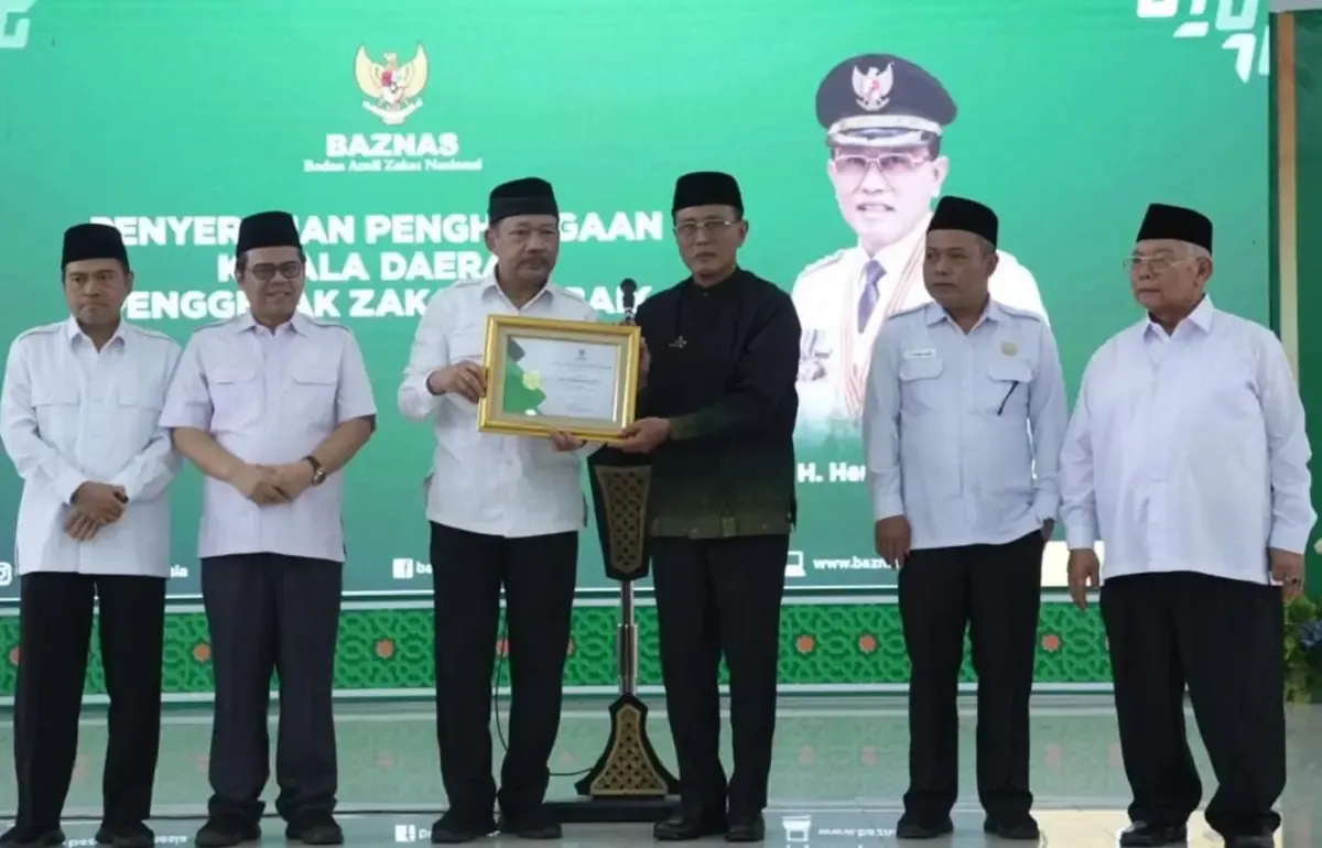 Bupati Ciamis Raih Apresiasi Nasional atas Komitmen Gerakan Zakat Daerah (Sumber : Dok BAZNAS)