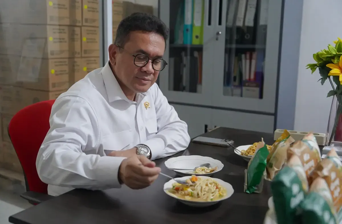 Dorong UMKM Menembus Pasar Dunia, Mendag Kunjungi Produsen Jamu dan Bakmi Kemas Lokal (Sumber : Dok. Kemendag)