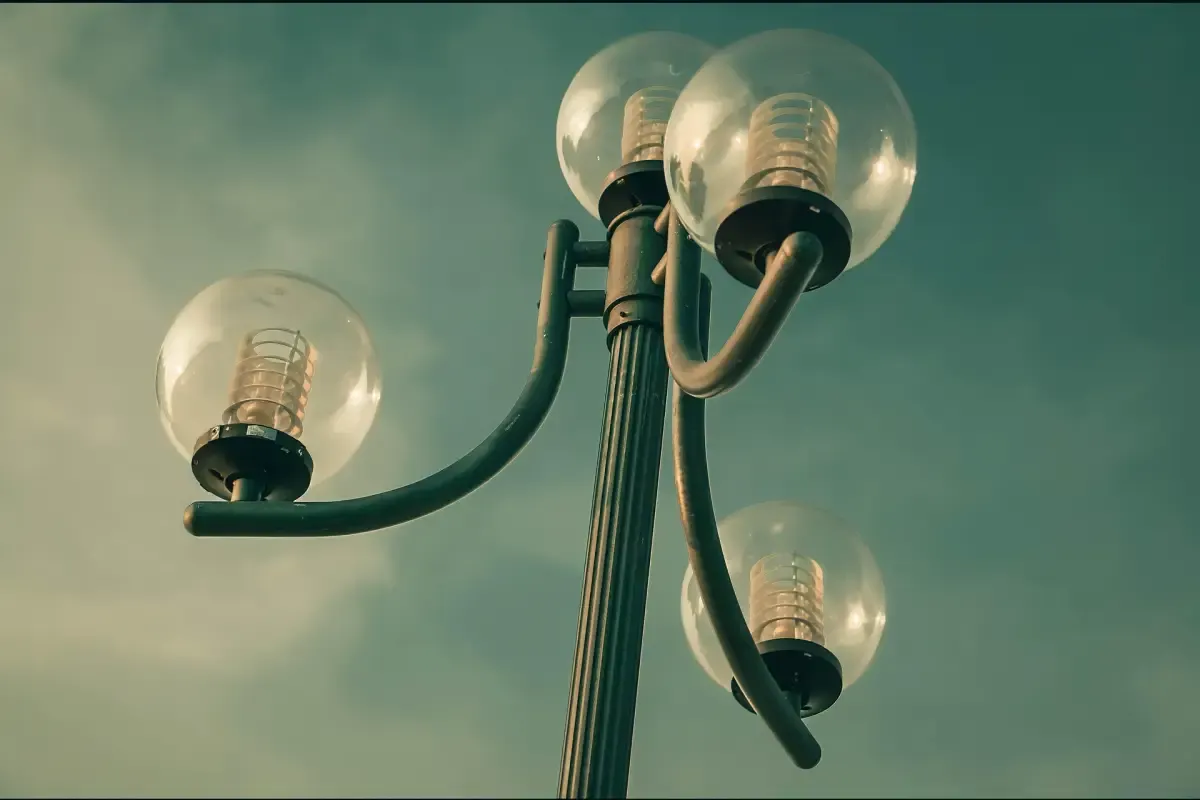 Mati Lampu 7 Hari Tahun 2026: Fakta atau Mitos? (Sumber : PIXABAY / Tukhanh)