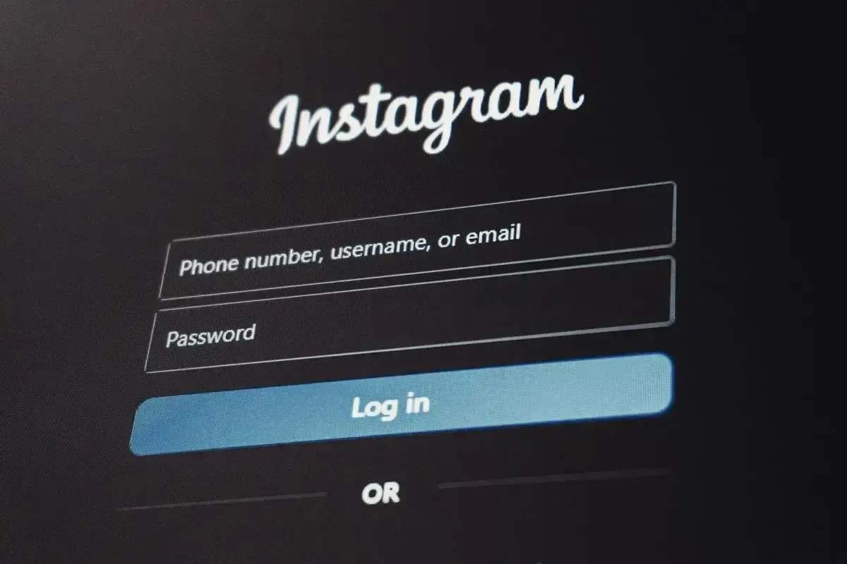 Masih Pakai Satu Password untuk Semua Akun? Ini Bahaya yang Mengintai Data Pribadi Anda (Sumber : unsplash.com/Zulfugar Karimov)