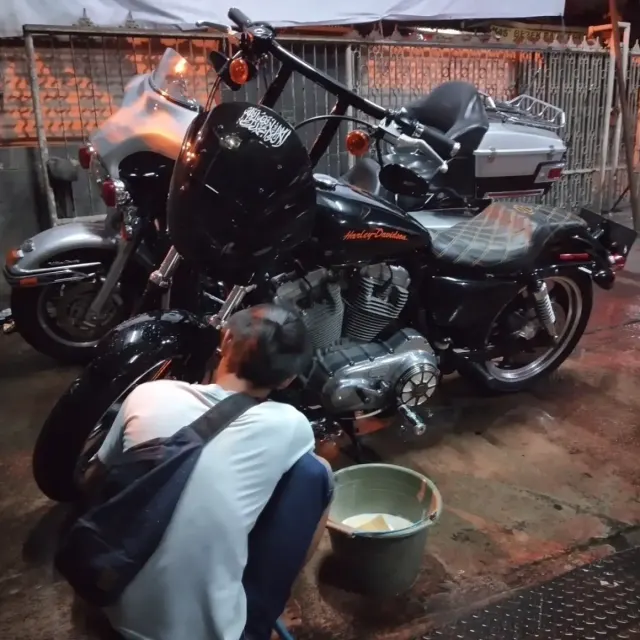 4 Alasan Kuat Motor Harus Langsung Dicuci Setelah Kena Hujan