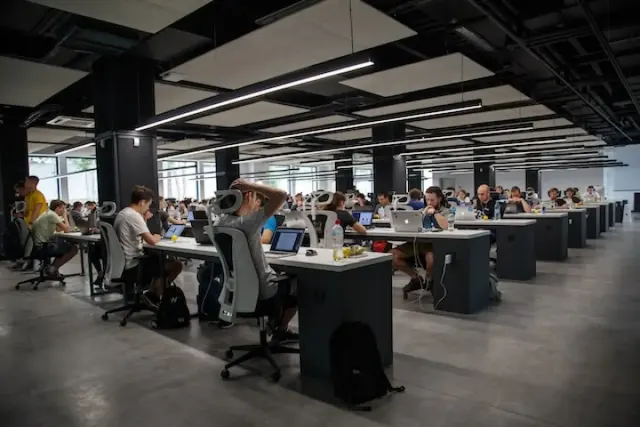 4 Penyebab Karyawan Stres di Kantor, Bisa Sampai Frustrasi