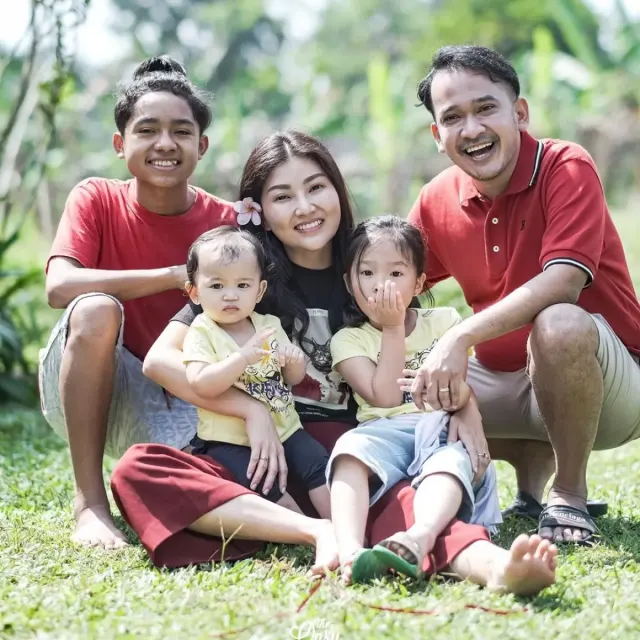 Lirik Lagu 'Happy Family' Keluarga The Onsu Lagu Yang Ceria