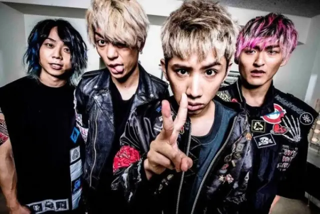 Lirik dan Terjemahan Lagu 'Wherever You Are' One Ok Rock yang Penuh Cinta-Cintaan