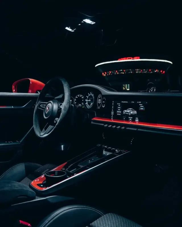 Lihat Daftar Harga Mobil Porsche Terbaru, Kaum Mendang-mending Geser Dulu!