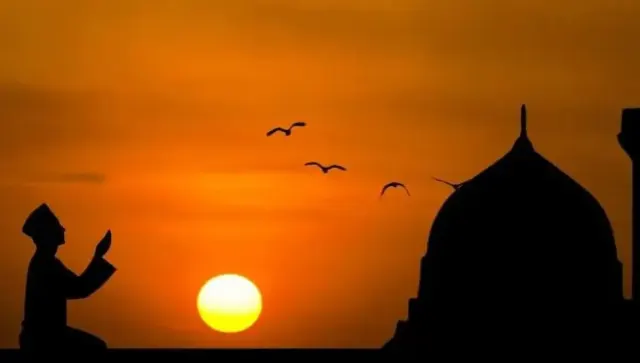 4 Manfaat Membaca Sholawat Tarhim Sebelum Subuh