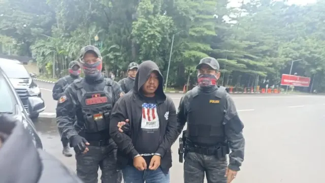 Gak Perlu Panik, Ini 5 Cara Ampuh Hadapi Debt Collector